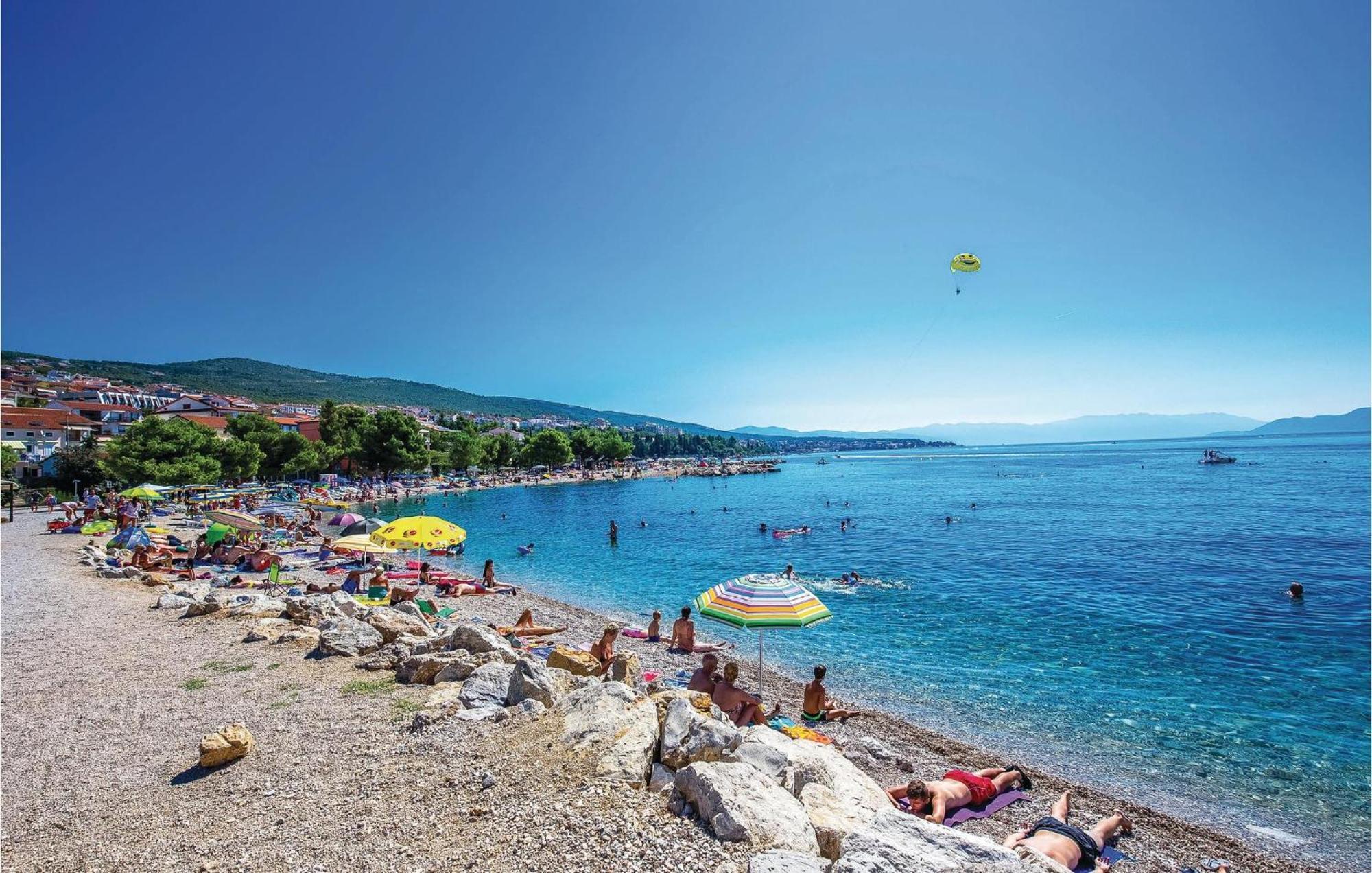 Nice Apartment In Crikvenica With Wifi Екстериор снимка